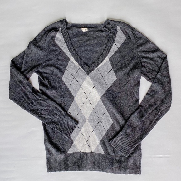 J. Crew Sweaters - J Crew Argyle Lightweight Wool V Neck Sweater